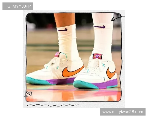 耐克传奇足球鞋与顶级前锋球星的完美结合展现速度与力量的极致魅力